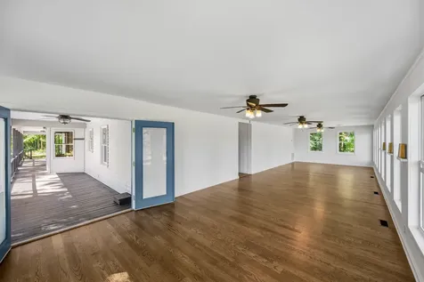 55 Bell Lane Paris TN 38242