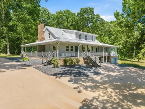 55 Bell Lane Paris TN 38242
