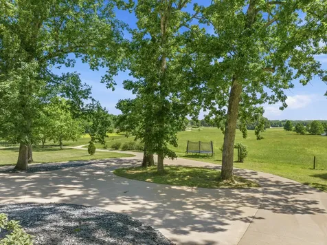 55 Bell Lane Paris TN 38242