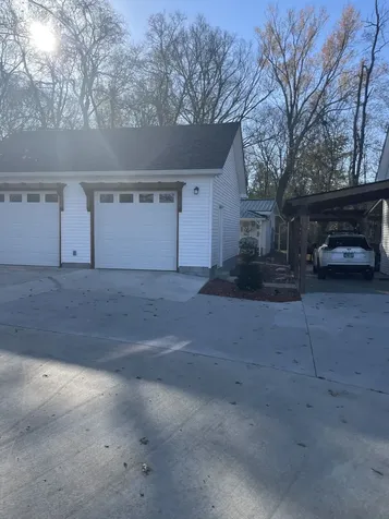 4049 Hampshire Pike Hampshire TN 38461