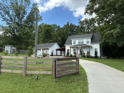 4049 Hampshire Pike Hampshire TN 38461