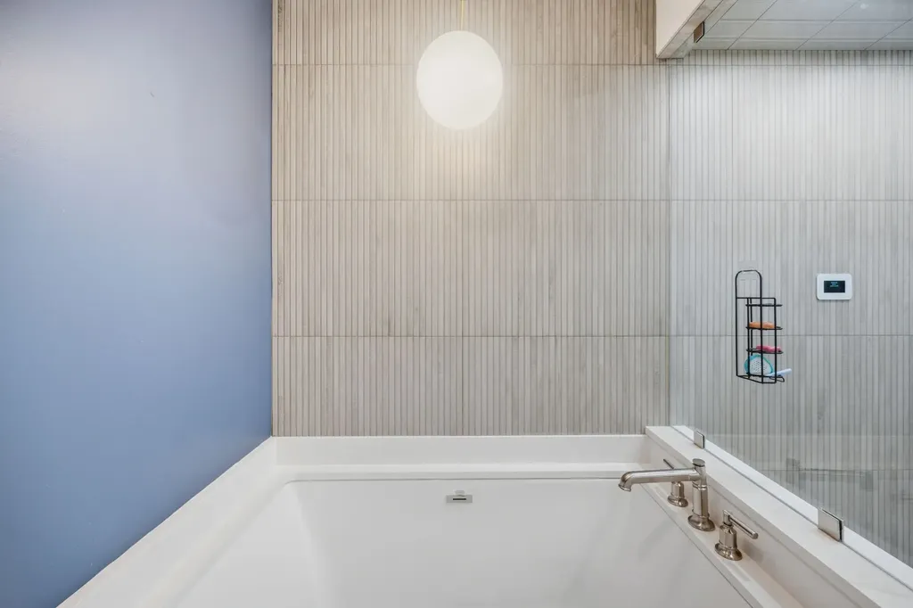 1001 Graybar Lane Nashville TN 37204
