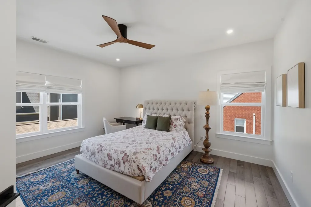 1001 Graybar Lane Nashville TN 37204