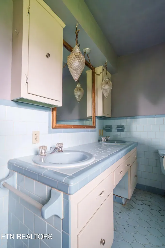 405 Dogleg Drive Livingston TN 38570