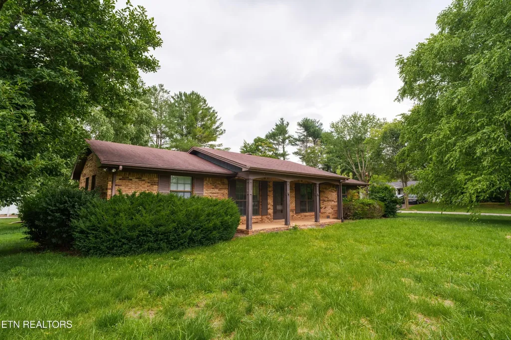 405 Dogleg Drive Livingston TN 38570
