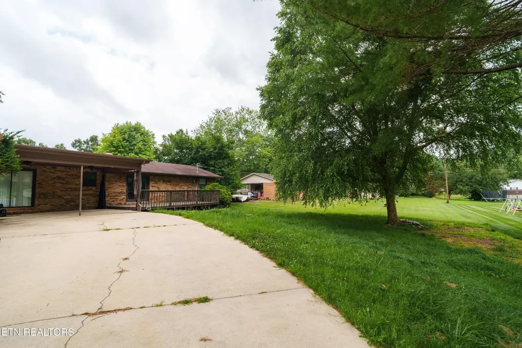 405 Dogleg Drive Livingston TN 38570
