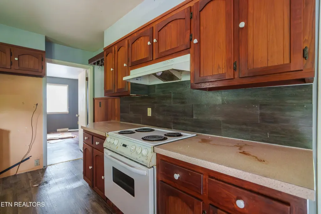 405 Dogleg Drive Livingston TN 38570