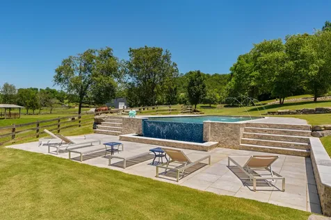 527 Reads Lake Road Chattanooga TN 37415