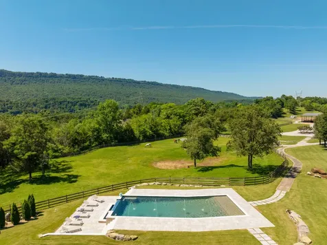 527 Reads Lake Road Chattanooga TN 37415