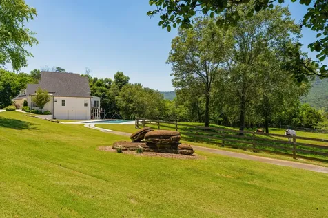 527 Reads Lake Road Chattanooga TN 37415
