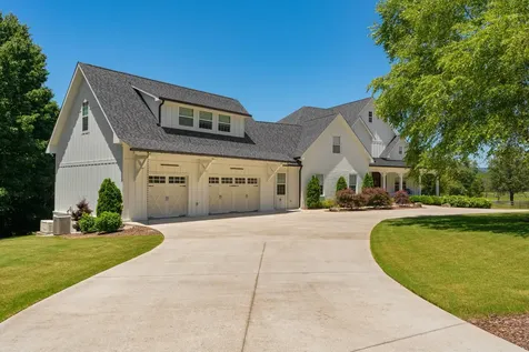 527 Reads Lake Road Chattanooga TN 37415