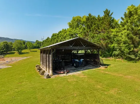 527 Reads Lake Road Chattanooga TN 37415