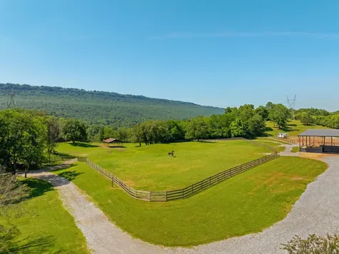 527 Reads Lake Road Chattanooga TN 37415