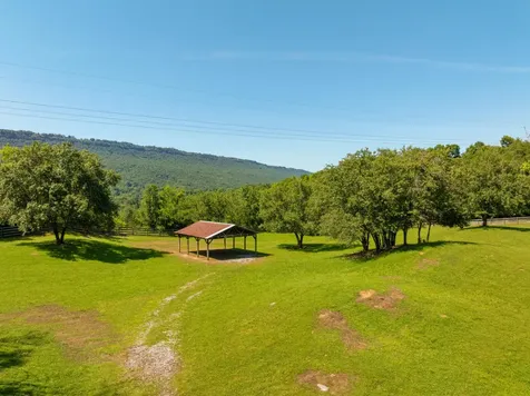 527 Reads Lake Road Chattanooga TN 37415