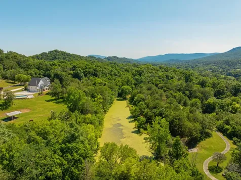 527 Reads Lake Road Chattanooga TN 37415