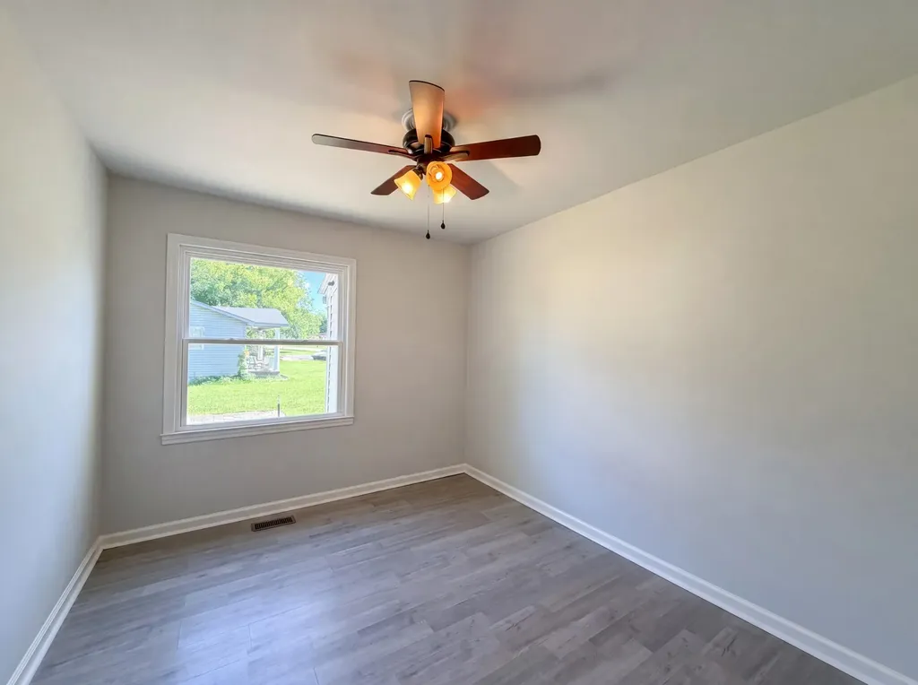 1036 E Commerce Street Lewisburg TN 37091