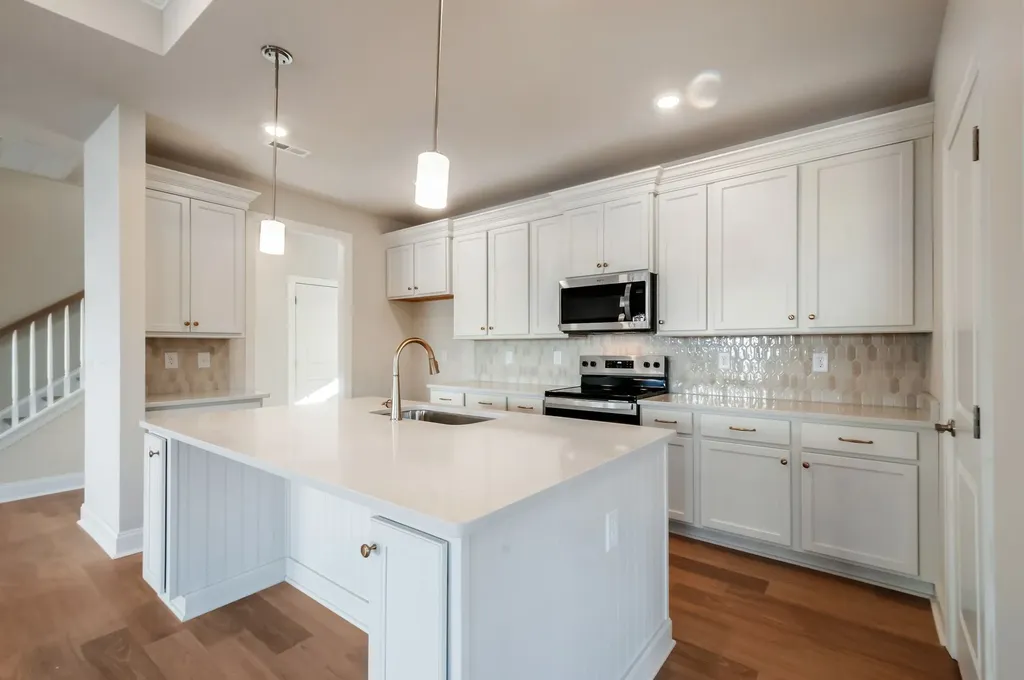 7528 Shoal Mill Point Fairview TN 37062