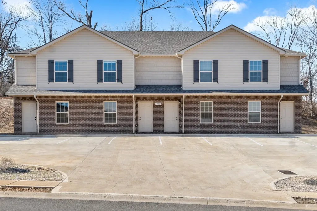 1101 Ziva Lane Clarksville TN 37040