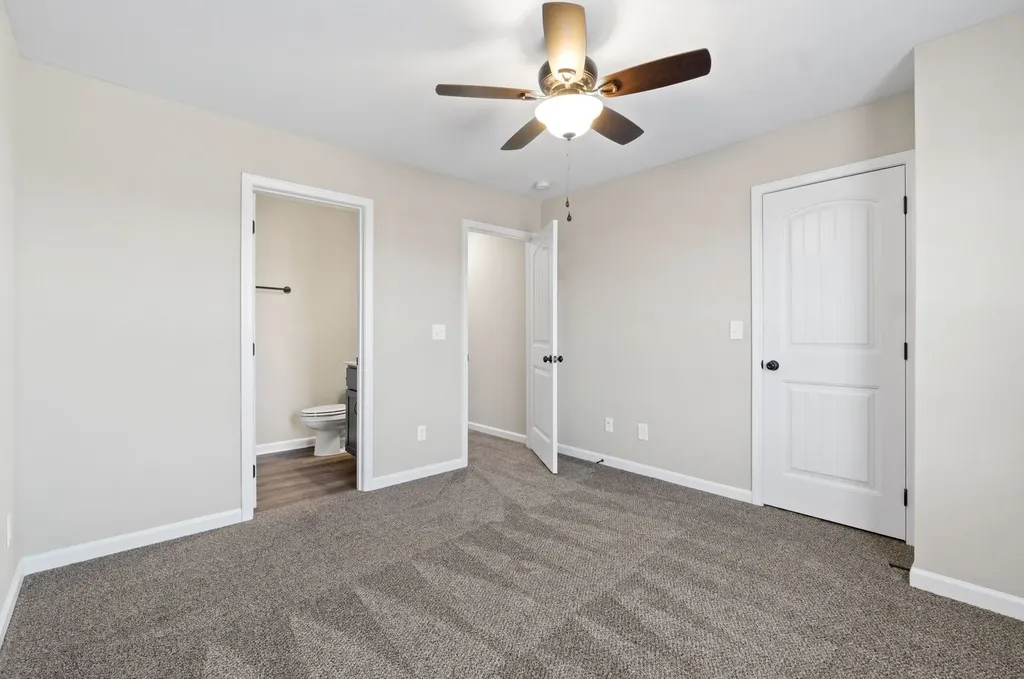 1101 Ziva Lane Clarksville TN 37040