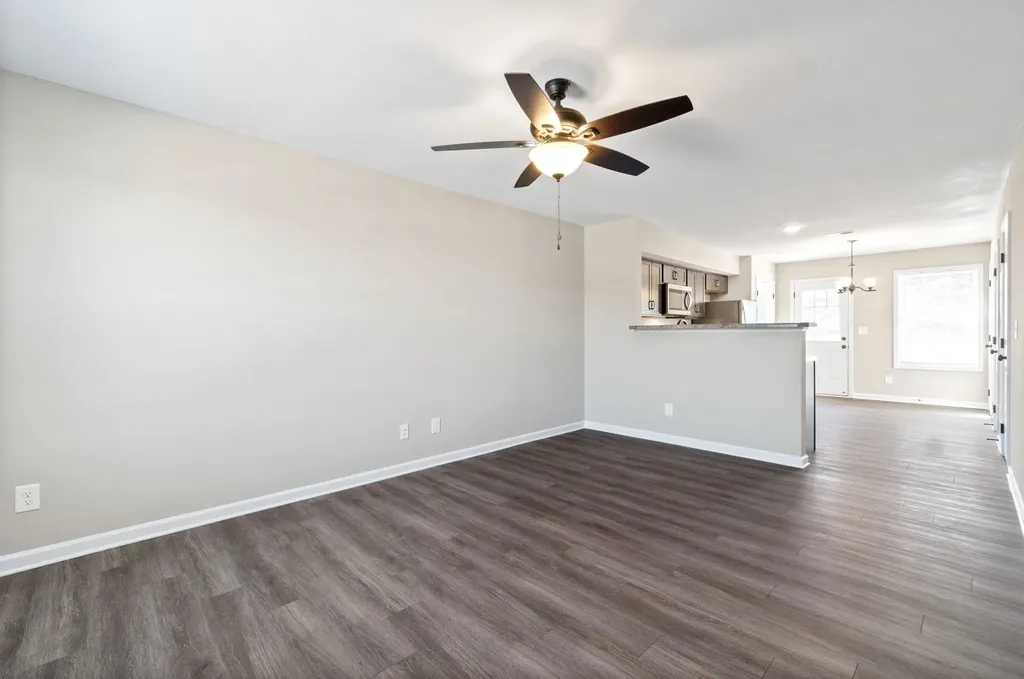 1101 Ziva Lane Clarksville TN 37040