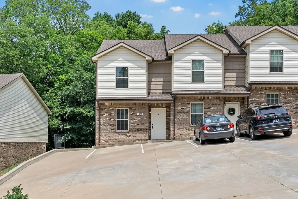 431 Glenstone Springs Drive Clarksville TN 37043