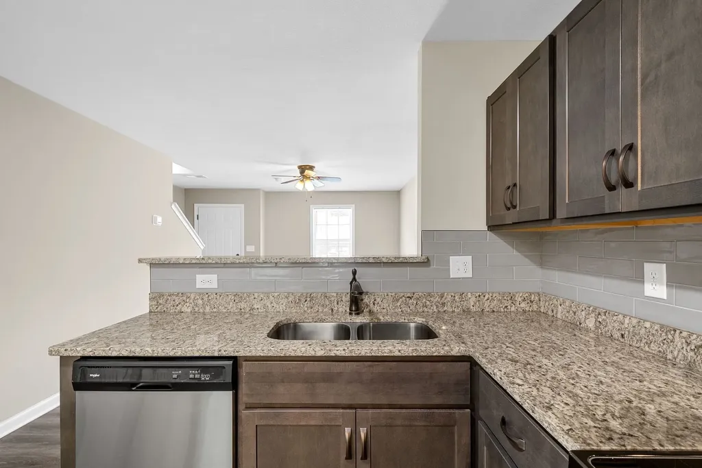 431 Glenstone Springs Drive Clarksville TN 37043