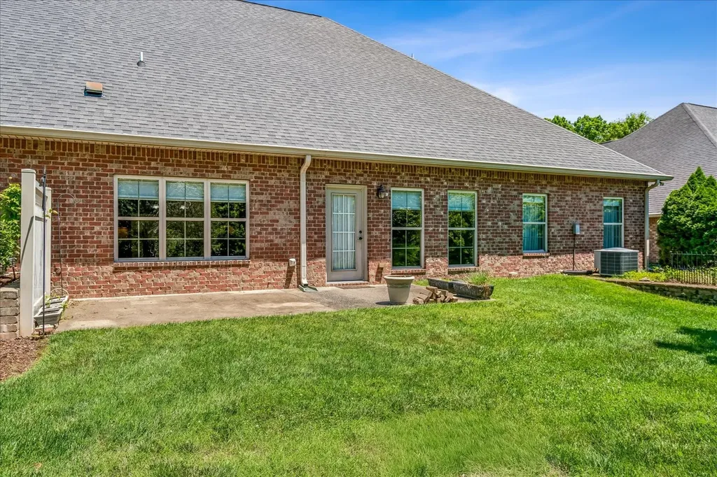 112 Silverstone Lane Hermitage TN 37076