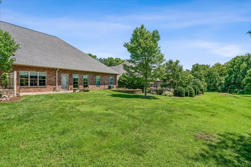112 Silverstone Lane Hermitage TN 37076