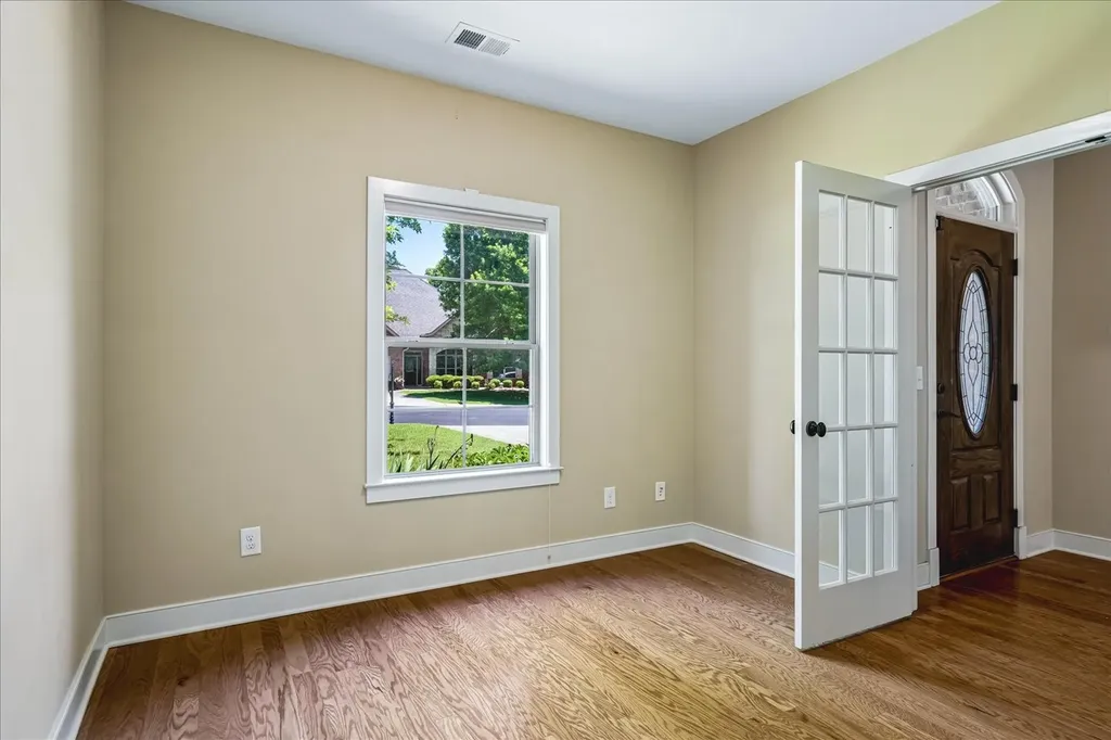 112 Silverstone Lane Hermitage TN 37076