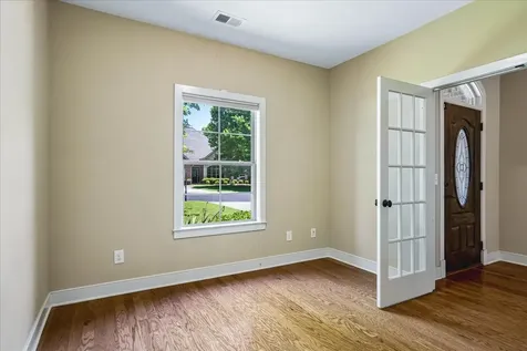 112 Silverstone Lane Hermitage TN 37076