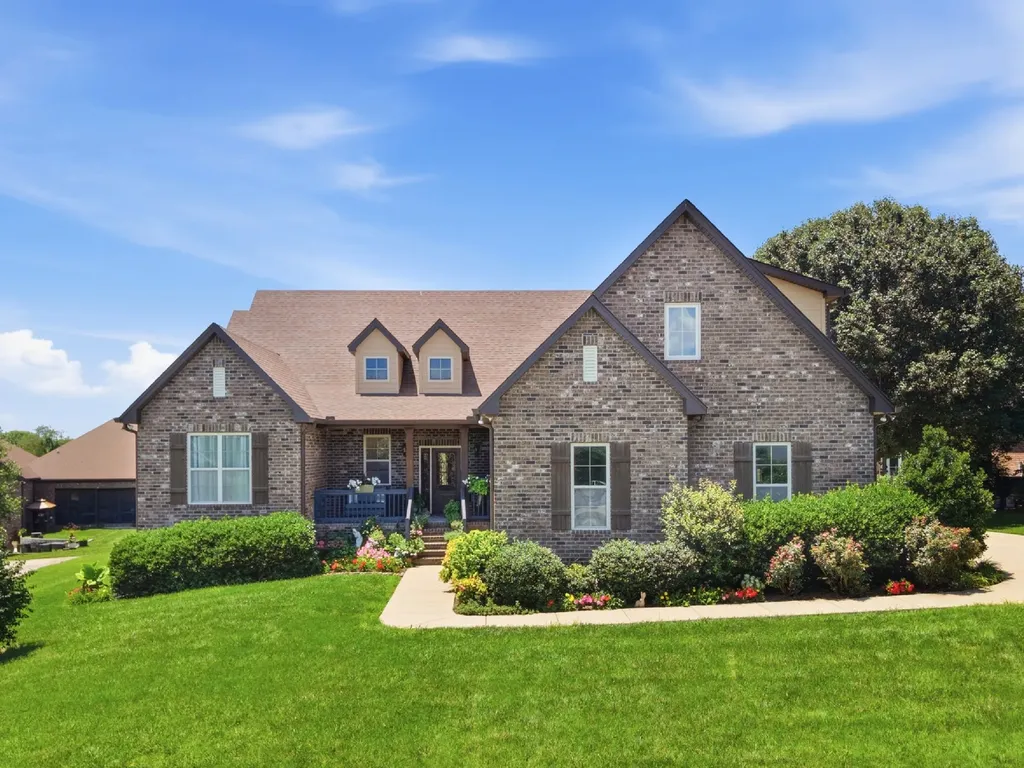 119 Millers Point Gallatin TN 37066