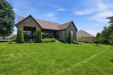 119 Millers Point Gallatin TN 37066