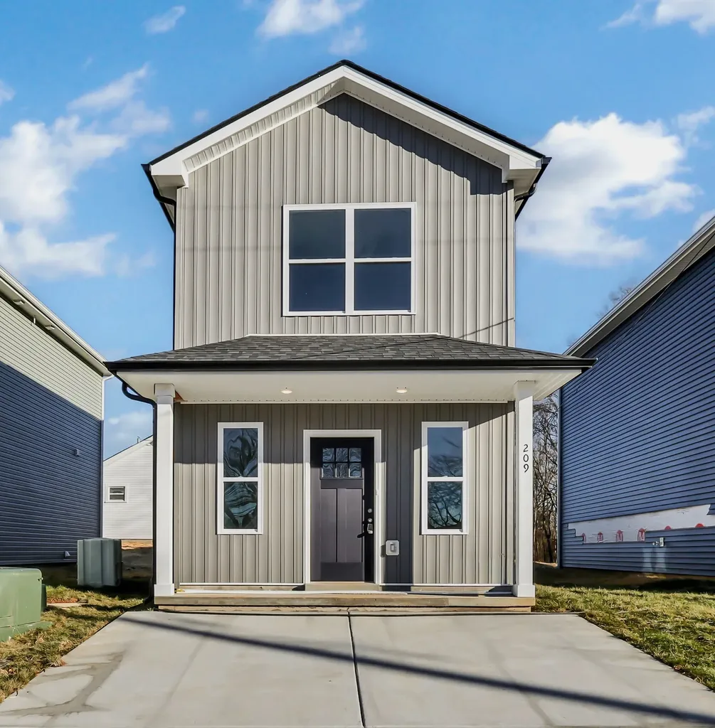 209 Robert Street Clarksville TN 37040