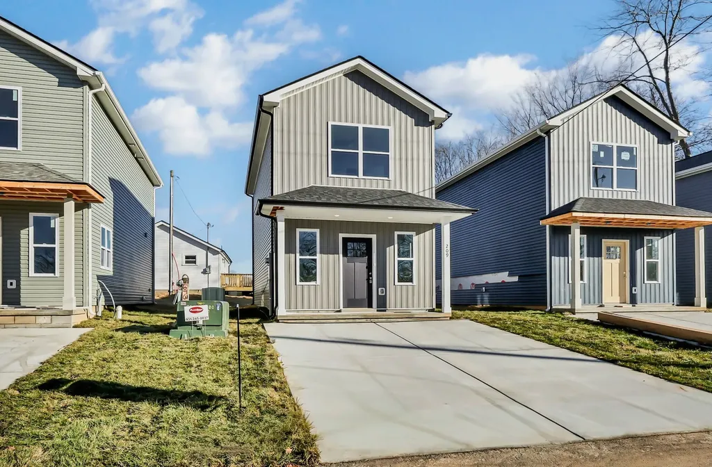 209 Robert Street Clarksville TN 37040