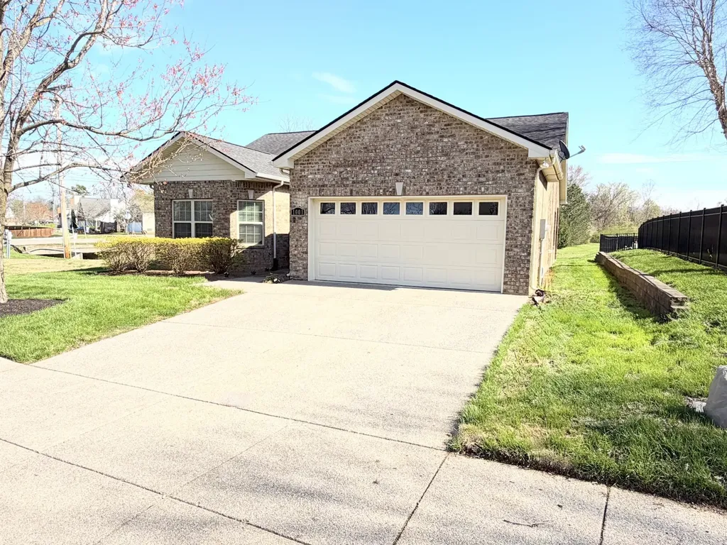 1001 Meadowview Drive Spring Hill TN 37174