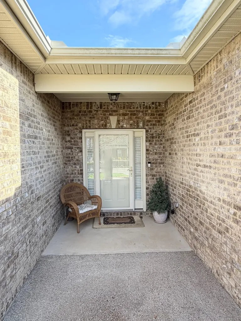 1001 Meadowview Drive Spring Hill TN 37174