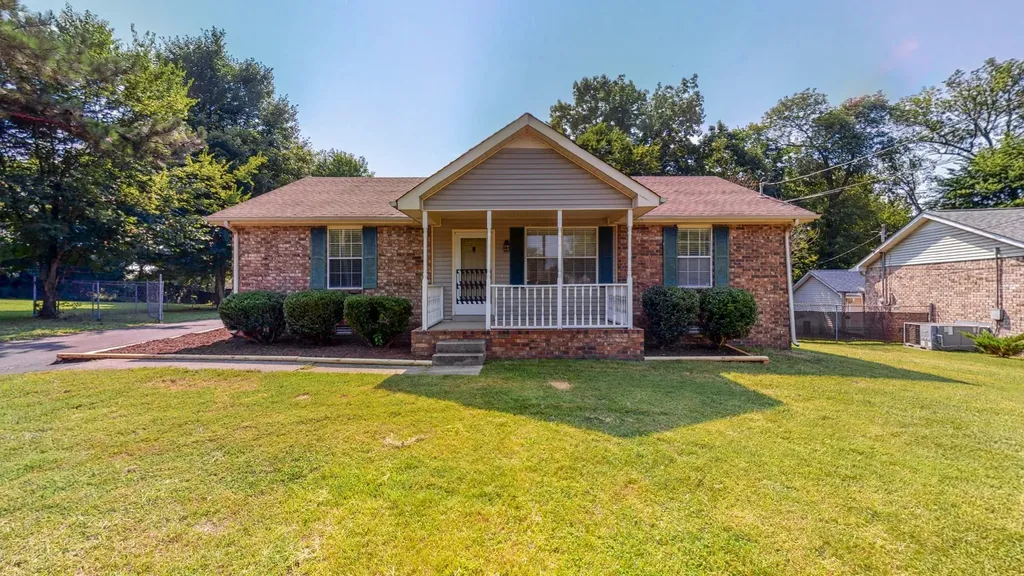 125 Kristen Court White House TN 37188