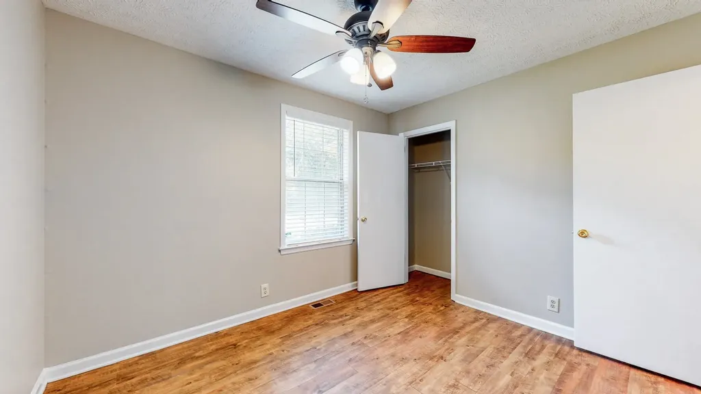 125 Kristen Court White House TN 37188