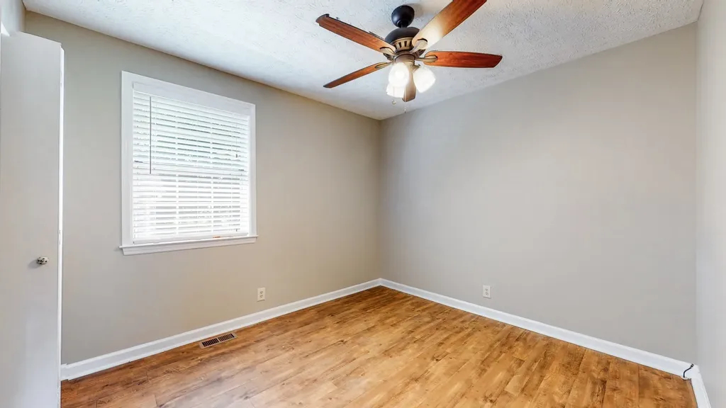 125 Kristen Court White House TN 37188
