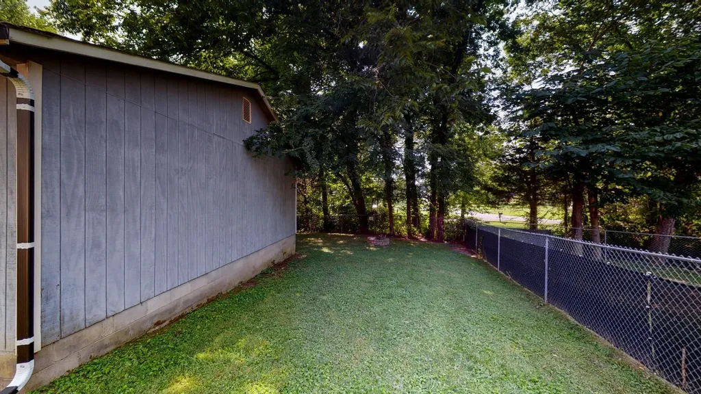 125 Kristen Court White House TN 37188