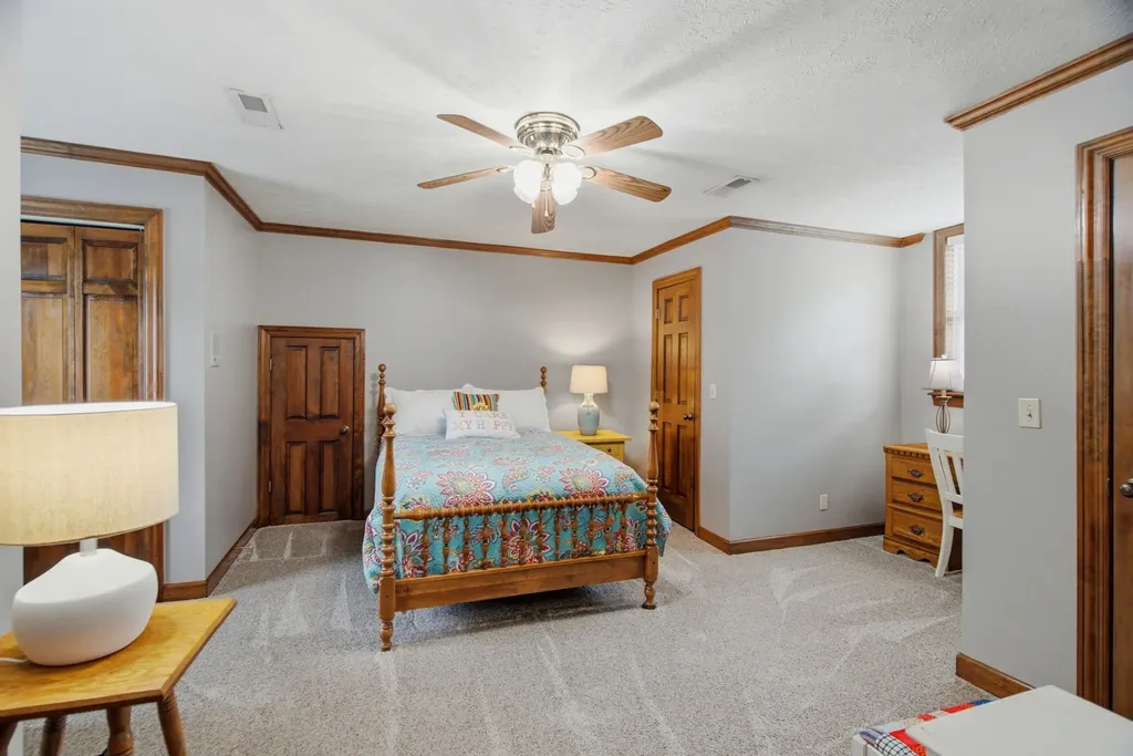 318 Walnut Court White House TN 37188
