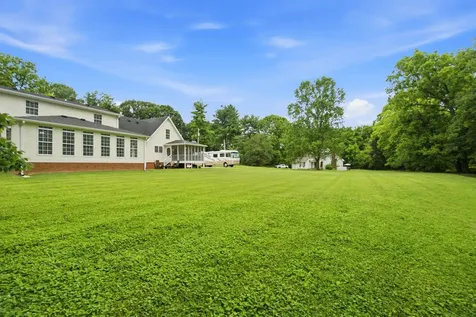 318 Walnut Court White House TN 37188