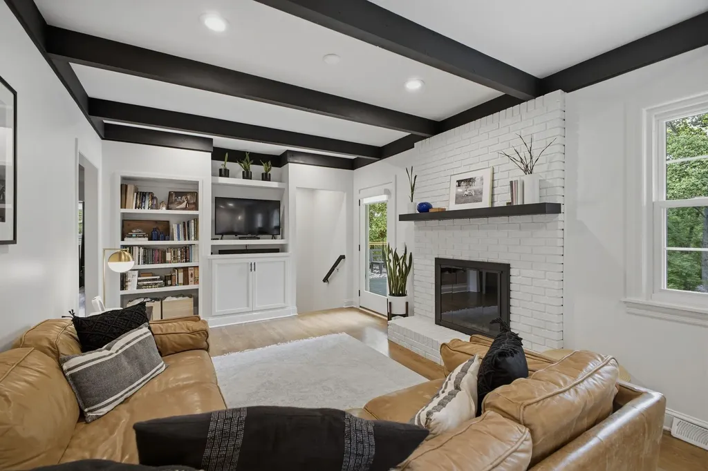 5437 Hill Road Circle Nashville TN 37220