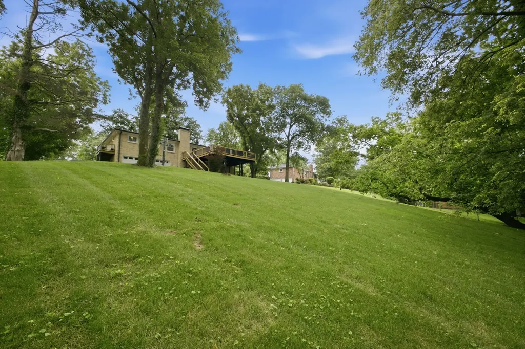 5437 Hill Road Circle Nashville TN 37220