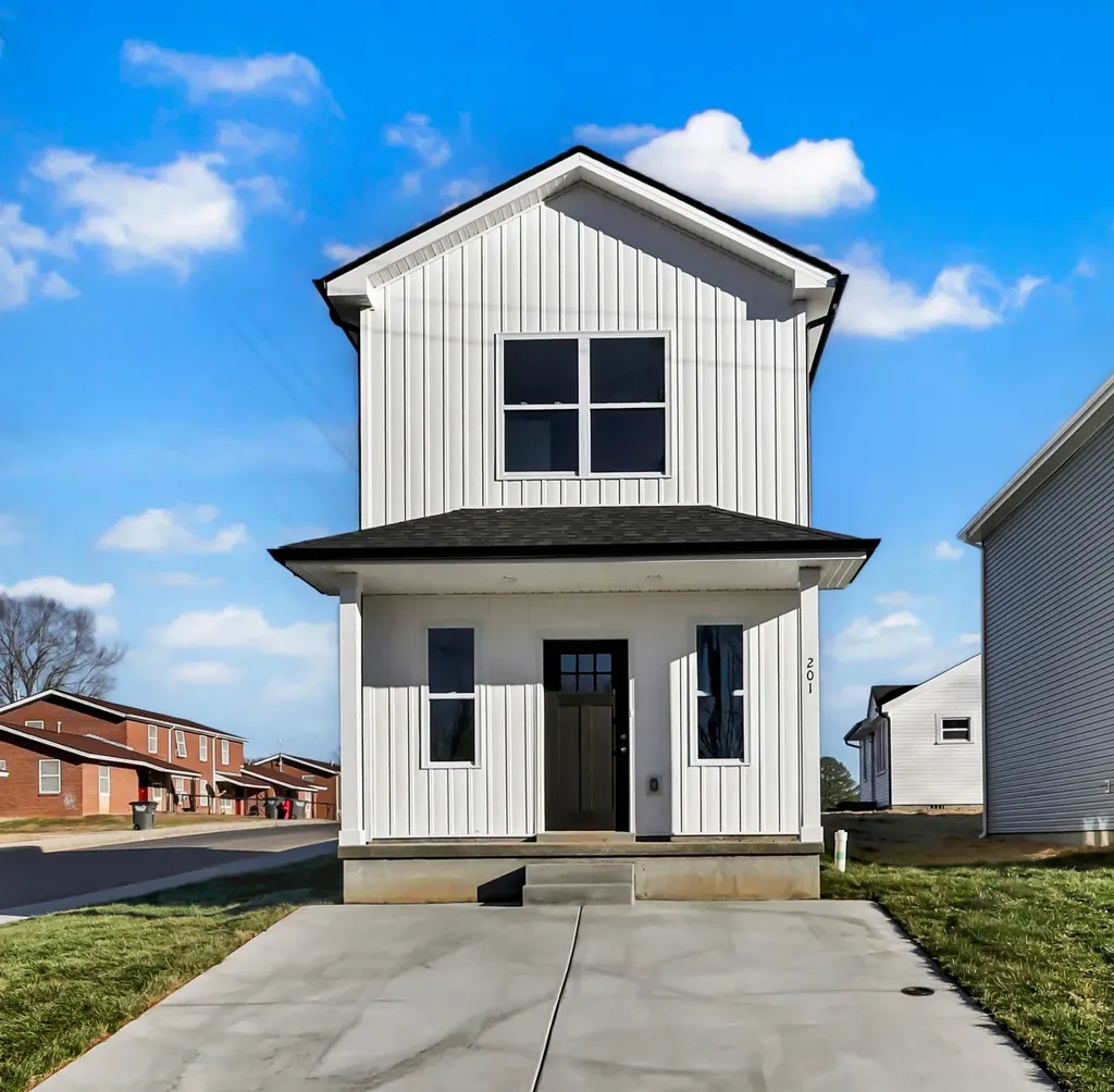 201 Robert Street Clarksville TN 37040