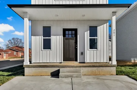 201 Robert Street Clarksville TN 37040