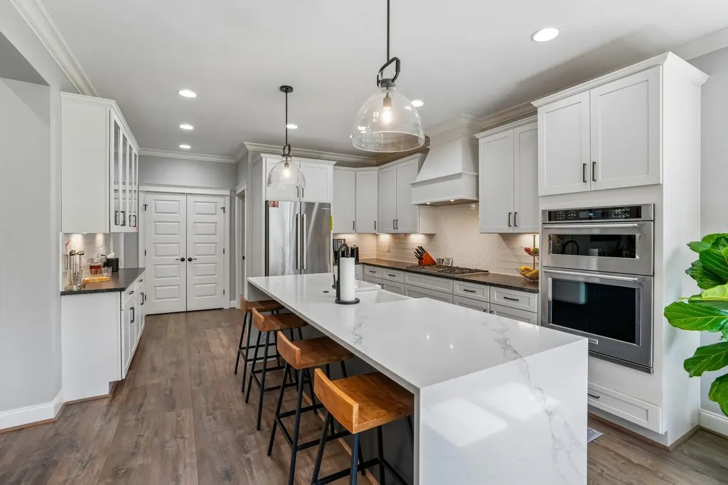 1610 Stewarts Ferry Pike Hermitage TN 37076