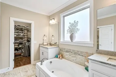 2029 Pearl Drive, SW Cleveland TN 37311