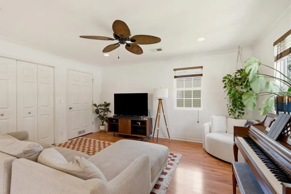 208 East Avenue Goodlettsville TN 37072