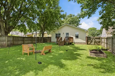 208 East Avenue Goodlettsville TN 37072